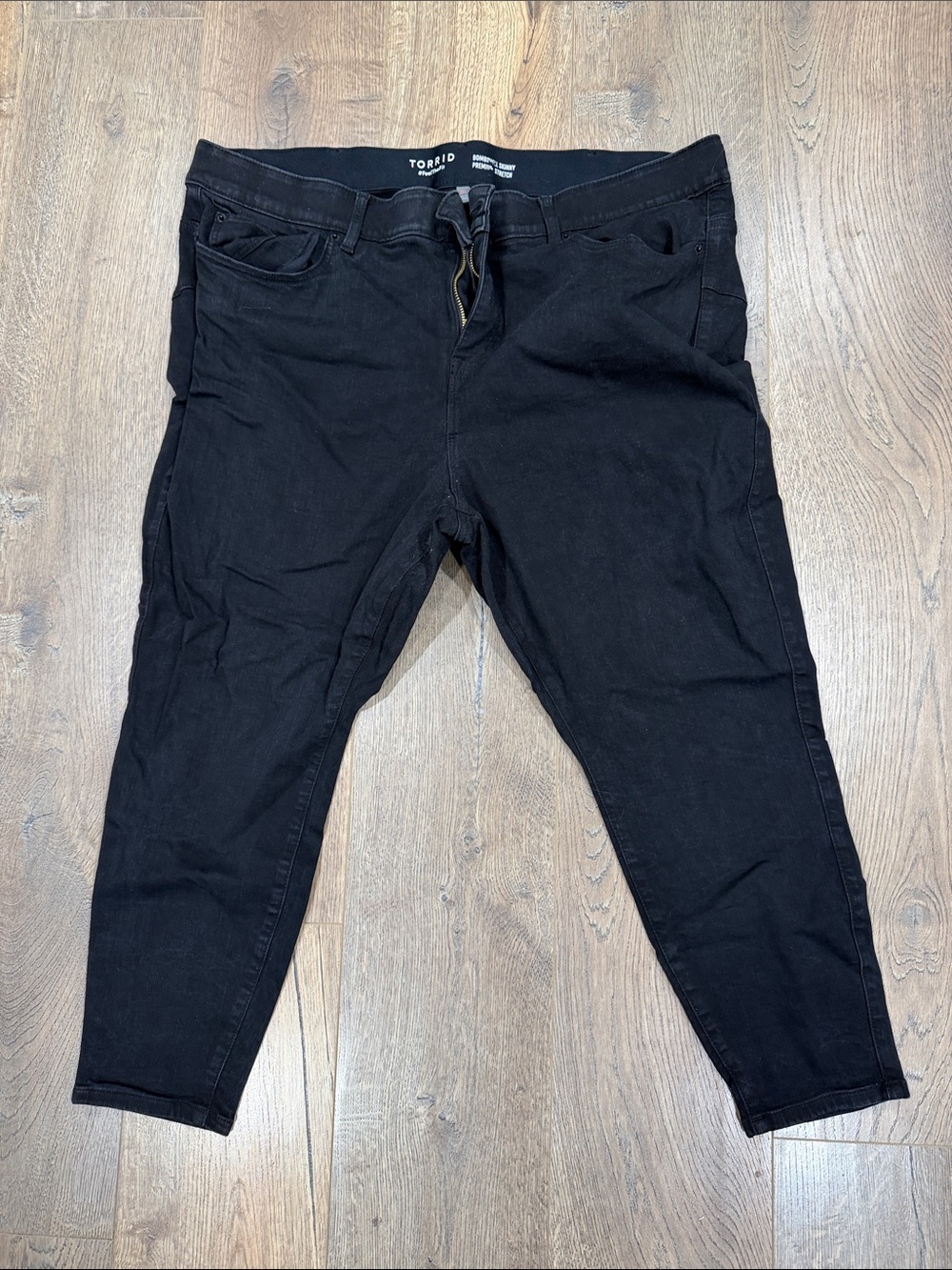 torrid Black Slim women’s Jeans SHORT